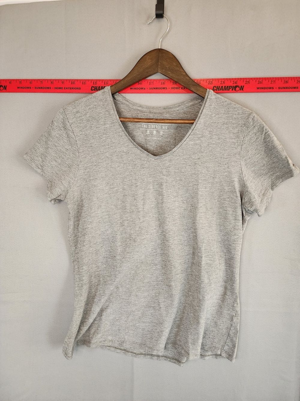 Atmosphere The Stretch Vee Light Gray V-Neck Short Sleeve Tee